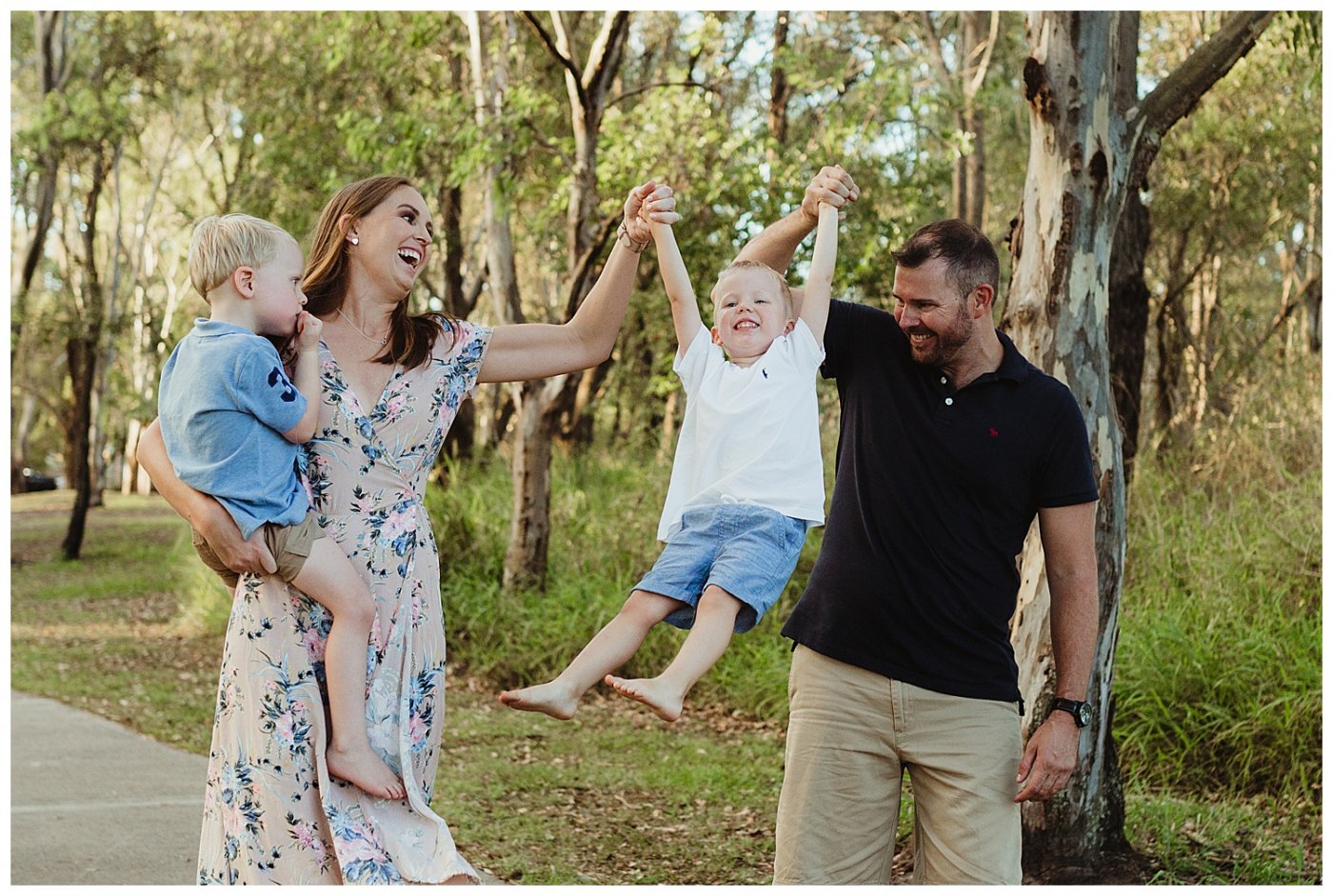 Outdoor-family-photo-session-in-Brisbane